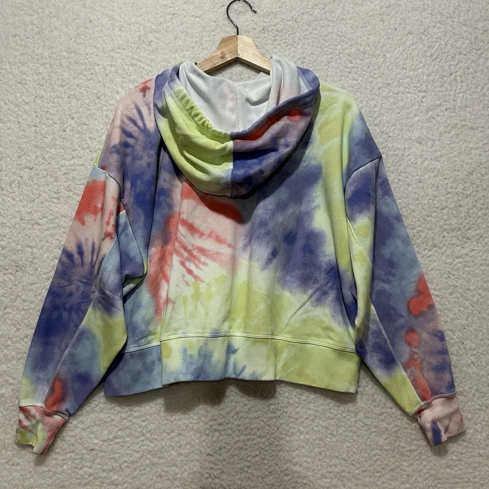 Nike Dri-FIT Get Fit Hoodie Womens Multicolor Pulse Tie-Dye  Cropped Size‎ M